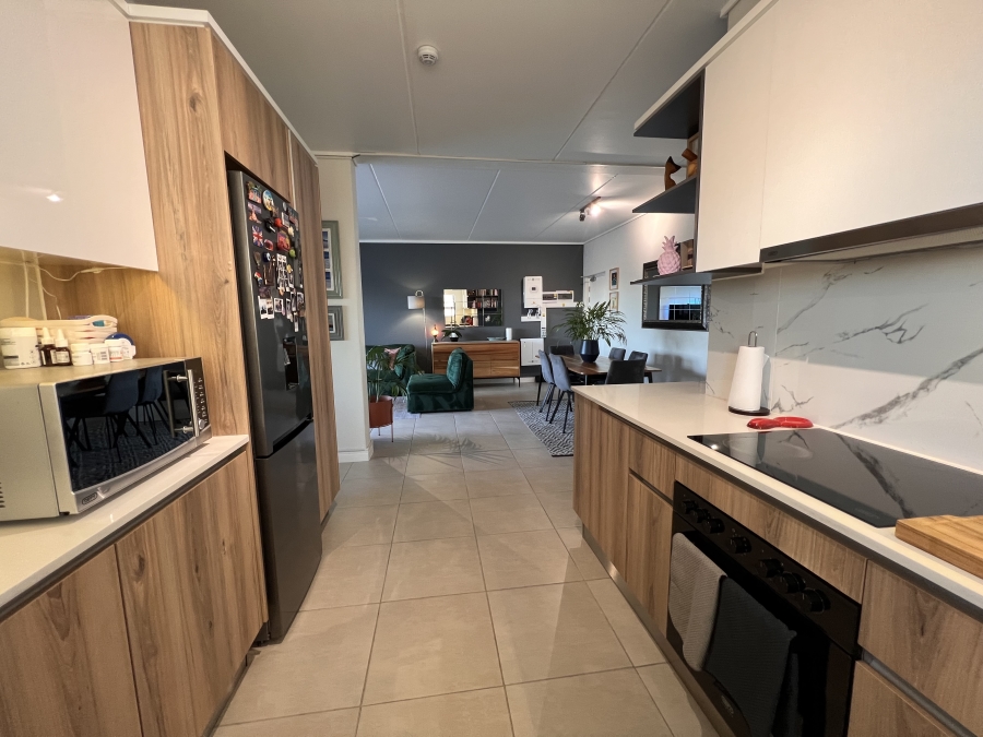 To Let 3 Bedroom Property for Rent in Sandown Western Cape
